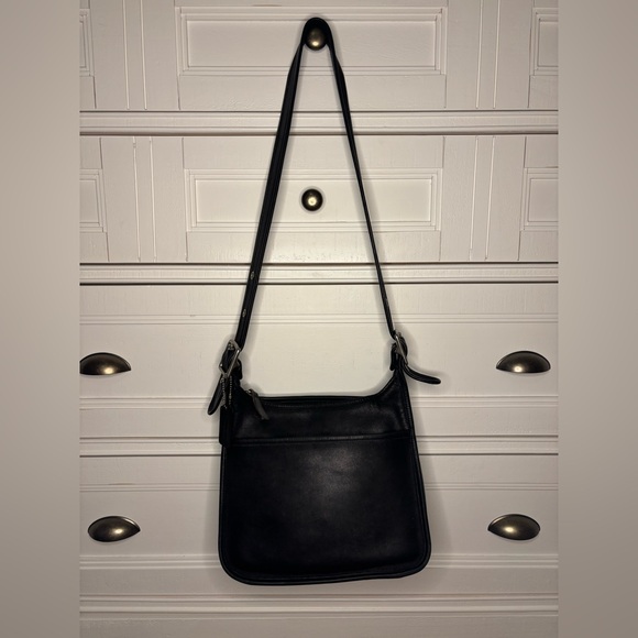 Coach Handbags - Coach Vintage Legacy Zip Bag Made in Costa Rica 1990s
